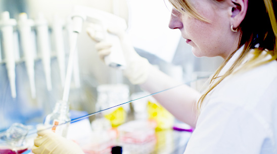 Biotech Laboratory researcher 